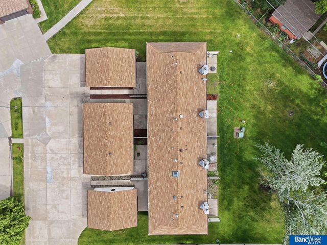 300 N 75 Street, Lincoln, NE 68505