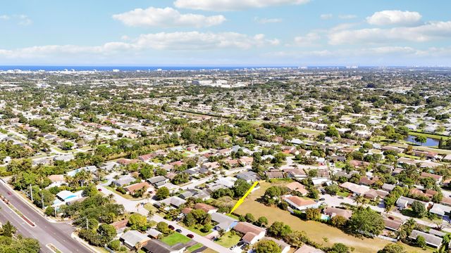 3336 Ave Villandry, Delray Beach, FL 33445