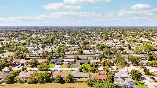 3336 Ave Villandry, Delray Beach, FL 33445