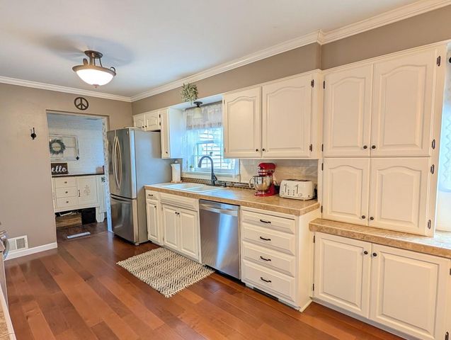 135 FLORENCE STREET, Daggett, MI 49821