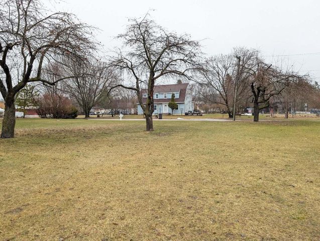 135 FLORENCE STREET, Daggett, MI 49821