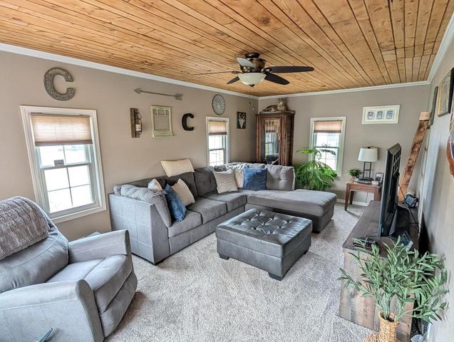 135 FLORENCE STREET, Daggett, MI 49821
