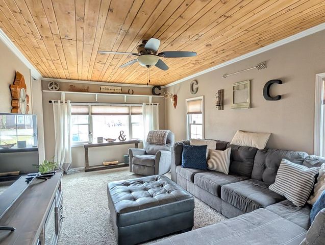 135 FLORENCE STREET, Daggett, MI 49821
