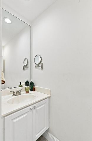 337 Salinas Drive 337, Palm Beach Gardens, FL 33410