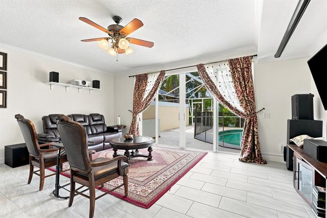 337 Salinas Drive 337, Palm Beach Gardens, FL 33410