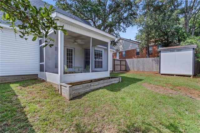 2217 Woodlea N Court, Mobile, AL 36695