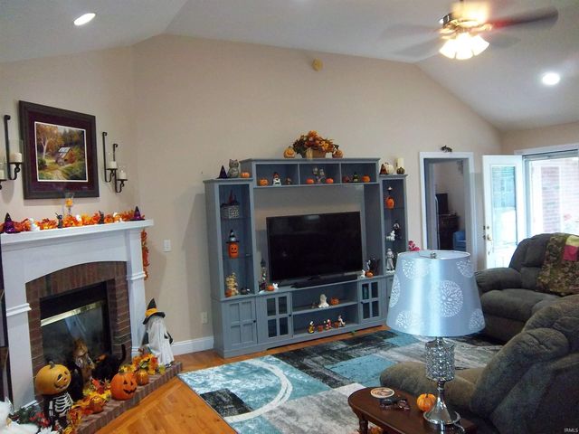 4202 W Coffey Lane, Bloomington, IN 47404