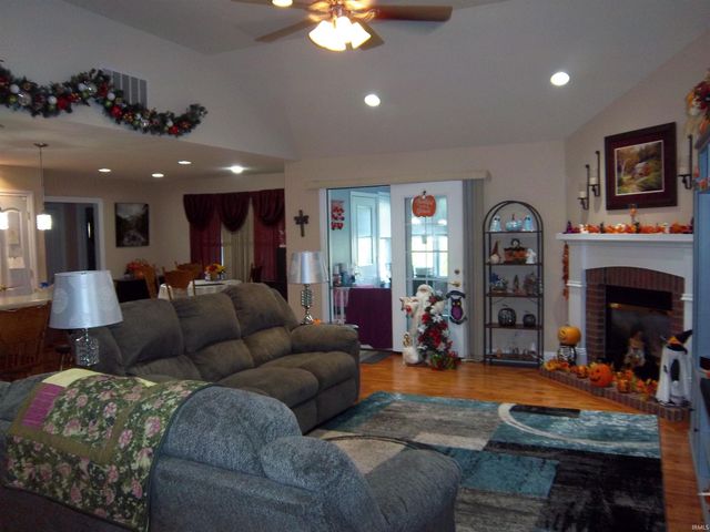 4202 W Coffey Lane, Bloomington, IN 47404