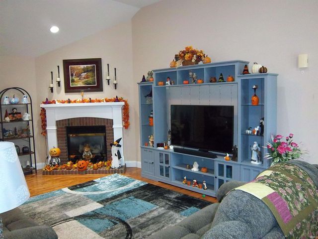 4202 W Coffey Lane, Bloomington, IN 47404
