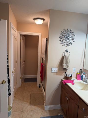4202 W Coffey Lane, Bloomington, IN 47404