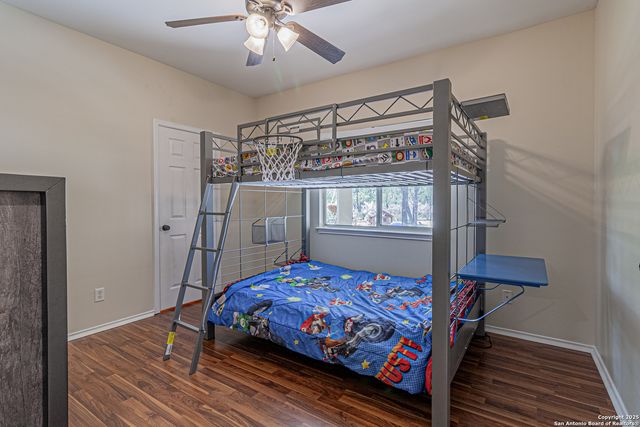 323 SHANNON RIDGE DR., Floresville, TX 78114