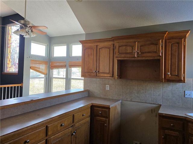 1309 Russell Road, Pleasant Hill, MO 64080