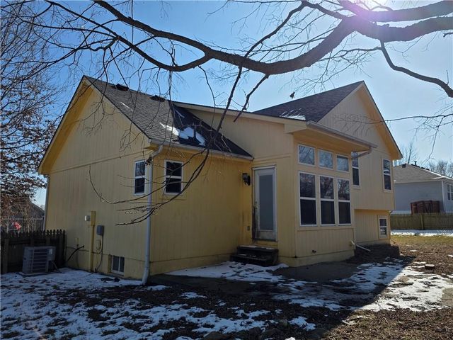 1309 Russell Road, Pleasant Hill, MO 64080