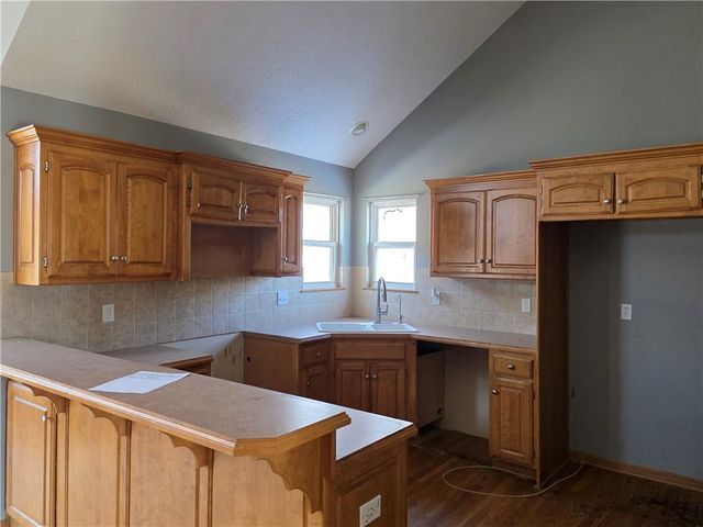 1309 Russell Road, Pleasant Hill, MO 64080