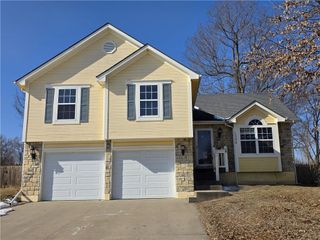 1309 Russell Road, Pleasant Hill, MO 64080