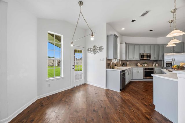 515 Arbor Court, Pearland, TX 77584