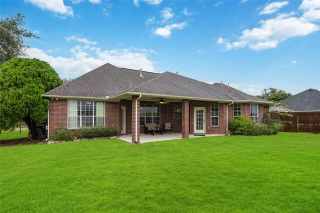 515 Arbor Court, Pearland, TX 77584