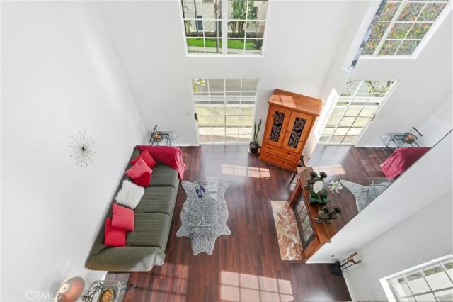 871 S Lucerne 2, Los Angeles, CA 90005