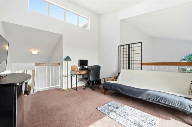 871 S Lucerne 2, Los Angeles, CA 90005
