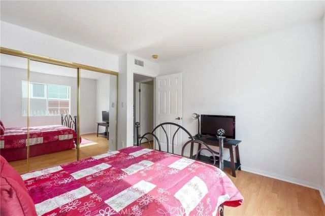 871 S Lucerne 2, Los Angeles, CA 90005