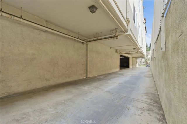 871 S Lucerne 2, Los Angeles, CA 90005