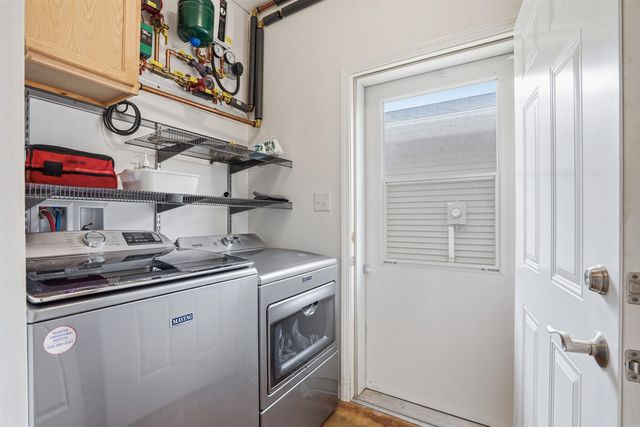 219 & 221 COLLINS Avenue, Evansdale, IA 50707