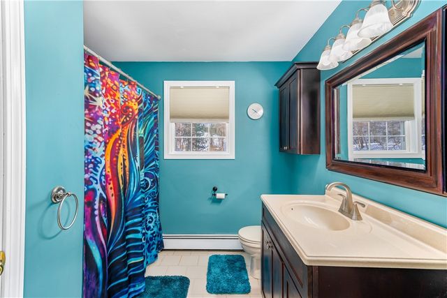 546 River Road, Lincoln, RI 02865