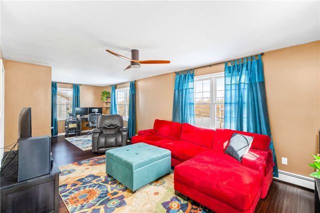 546 River Road, Lincoln, RI 02865