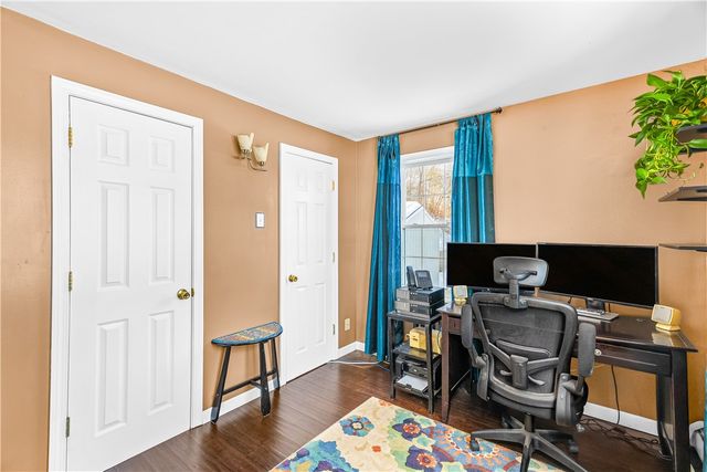 546 River Road, Lincoln, RI 02865