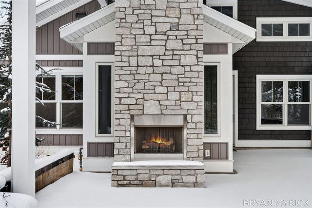 4656 Arbor Trail, Holland, MI 49423