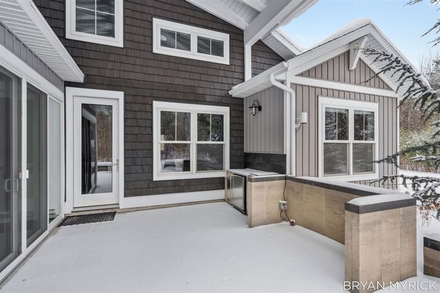 4656 Arbor Trail, Holland, MI 49423