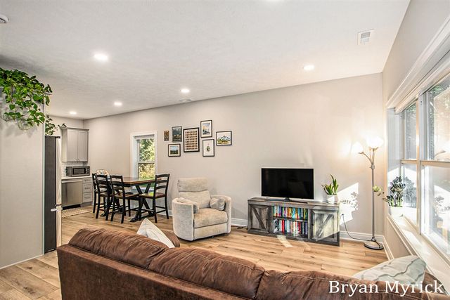 4656 Arbor Trail, Holland, MI 49423