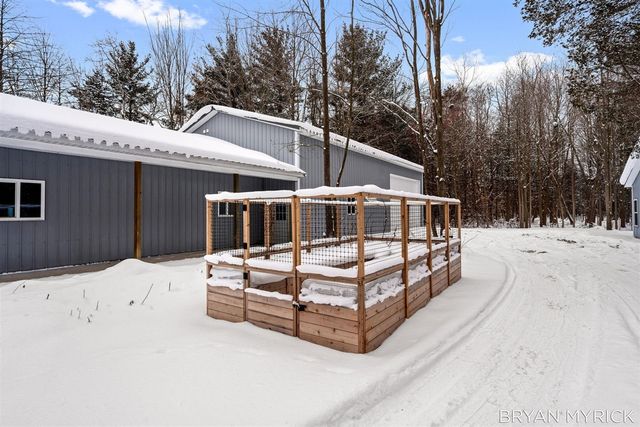 4656 Arbor Trail, Holland, MI 49423