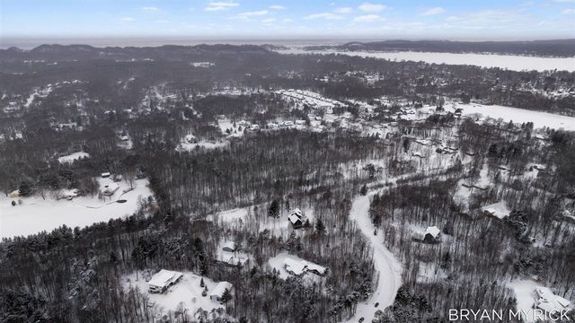 4656 Arbor Trail, Holland, MI 49423