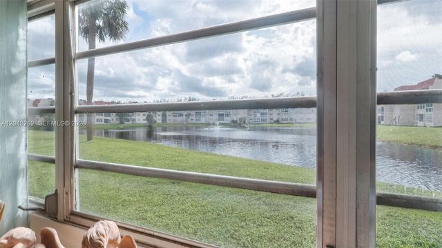 2851 E Sunrise Lakes Drive 106, Sunrise, FL 33322