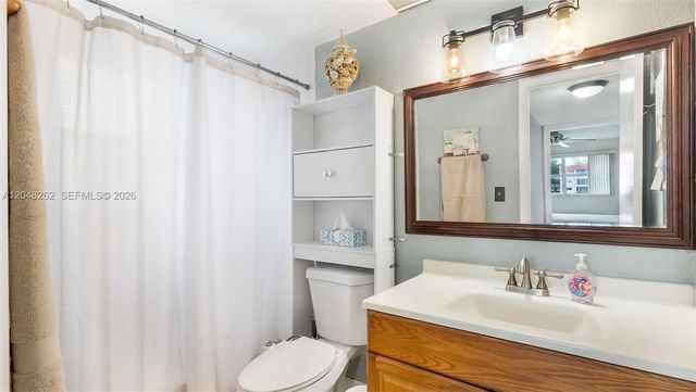 2851 E Sunrise Lakes Drive 106, Sunrise, FL 33322