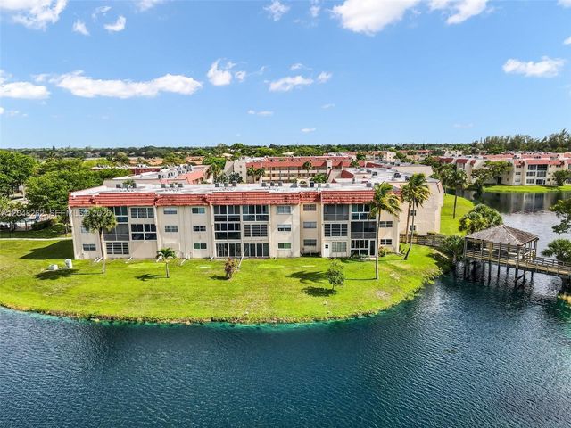 2851 E Sunrise Lakes Drive 106, Sunrise, FL 33322