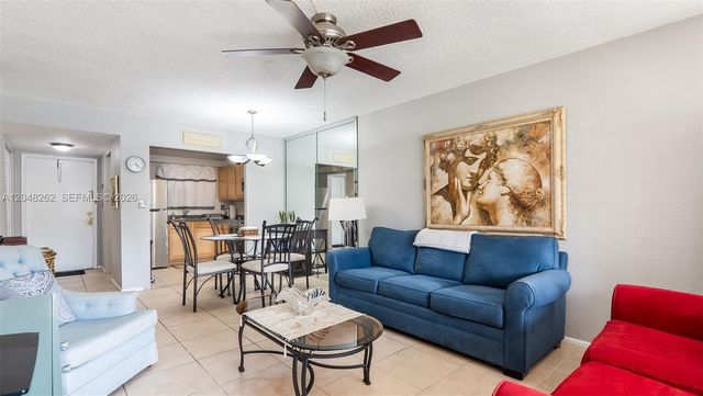 2851 E Sunrise Lakes Drive 106, Sunrise, FL 33322