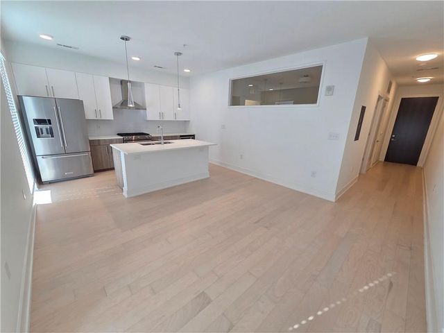 775 Juniper NE Street 334, Atlanta, GA 30308