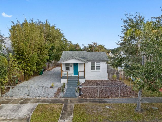 2111 W PALMETTO STREET, Tampa, FL 33607