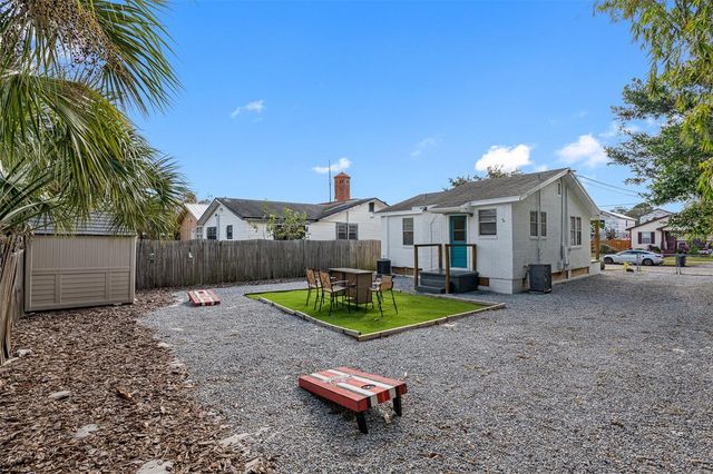 2111 W PALMETTO STREET, Tampa, FL 33607