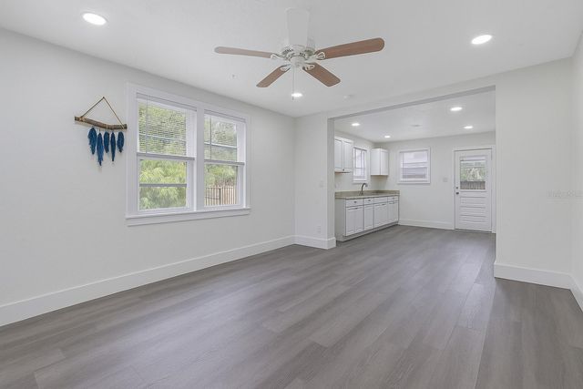 2111 W PALMETTO STREET, Tampa, FL 33607