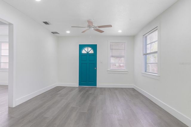 2111 W PALMETTO STREET, Tampa, FL 33607