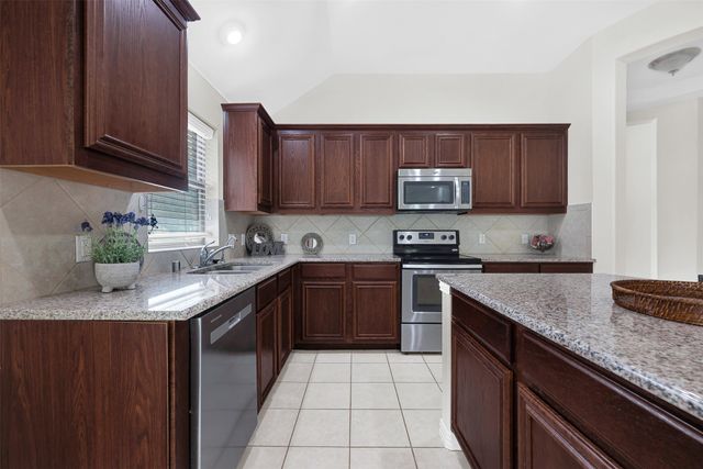 11217 Gibbons Creek Drive, Frisco, TX 75036