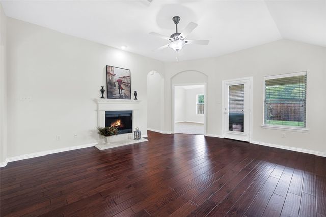 11217 Gibbons Creek Drive, Frisco, TX 75036