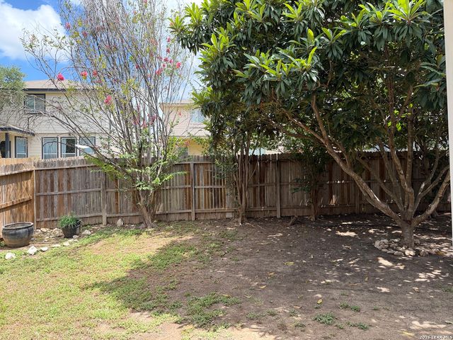 9015 Burnt Peak, Helotes, TX 78023