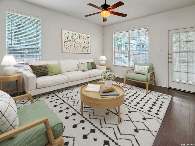 9015 Burnt Peak, Helotes, TX 78023