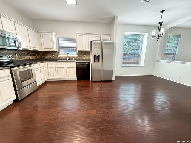 9015 Burnt Peak, Helotes, TX 78023