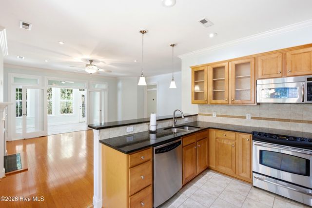 4457 Willow Moss Way, Southport, NC 28461
