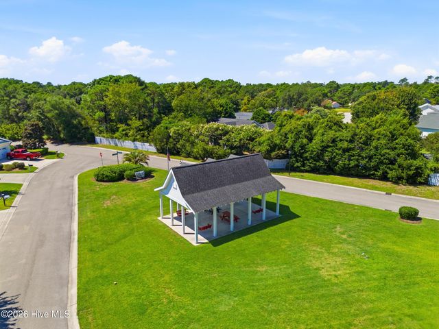 4457 Willow Moss Way, Southport, NC 28461